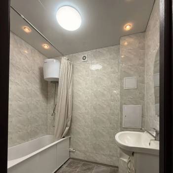 Сдается 2-х комнатная квартира, 65 м²