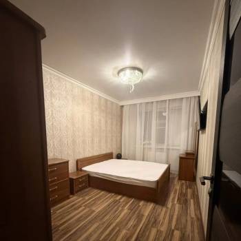 Сдается 2-х комнатная квартира, 65 м²