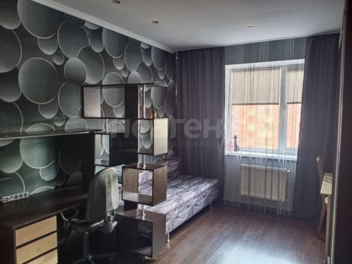 Продам 3-х к квартиру, Панорама, ул. Восточно-Кругликовская