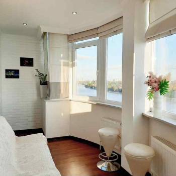Сдается 1-комнатная квартира, 54 м²