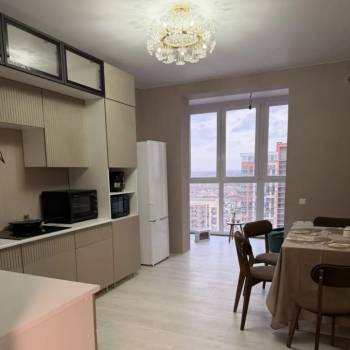 Сдается 2-х комнатная квартира, 70 м²