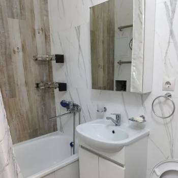 Продается 1-комнатная квартира, 45,3 м²