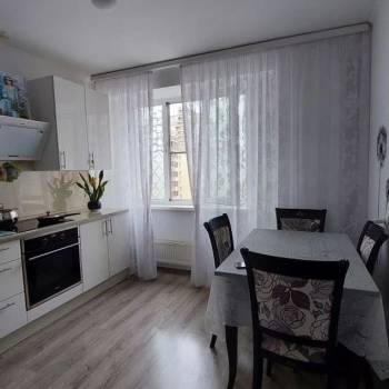 Продается 1-комнатная квартира, 39,9 м²