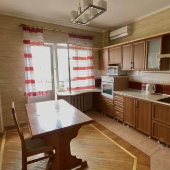 Продается 3-х комнатная квартира, 93,6 м²