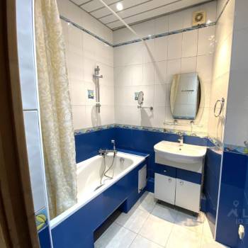 Продается 3-х комнатная квартира, 93,6 м²