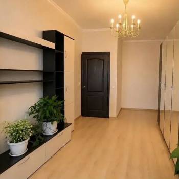 Продается 1-комнатная квартира, 38 м²