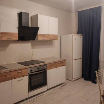 Сдается 2-х комнатная квартира, 72 м²