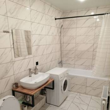 Сдается Многокомнатная квартира, 60,7 м²