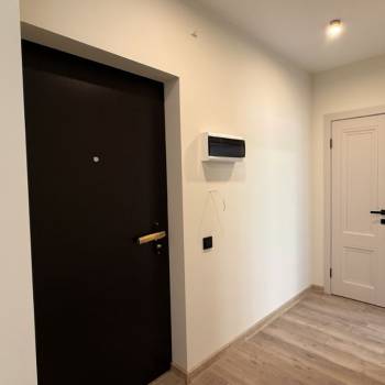 Продается 1-комнатная квартира, 48 м²