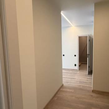 Продается 1-комнатная квартира, 48 м²
