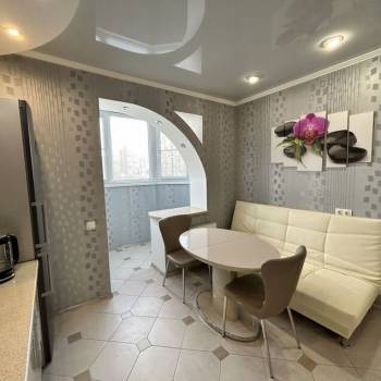 Сдается 1-комнатная квартира, 43 м²