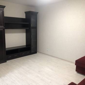 Сдается Многокомнатная квартира, 80,4 м²