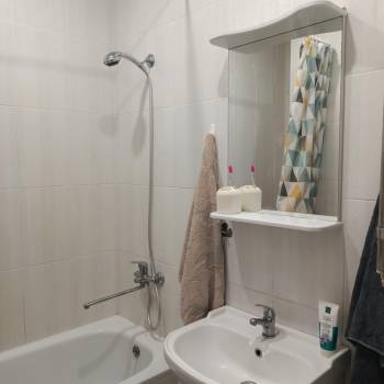 Сдается 2-х комнатная квартира, 61 м²