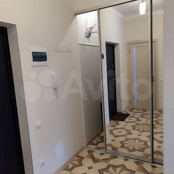 Продается 1-комнатная квартира, 45 м²