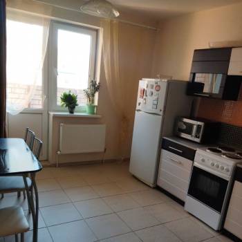 Сдается 2-х комнатная квартира, 65 м²