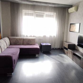 Сдается 1-комнатная квартира, 47,6 м²