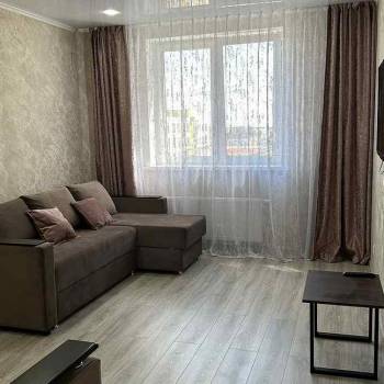 Сдается 1-комнатная квартира, 42 м²