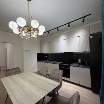 Сдается 1-комнатная квартира, 50 м²