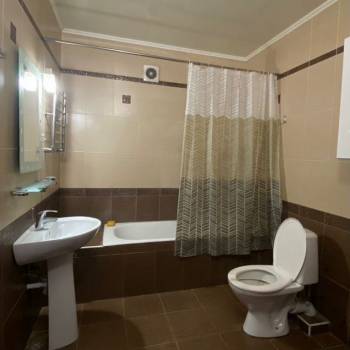 Сдается 2-х комнатная квартира, 58 м²