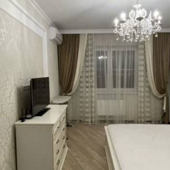 Продается 1-комнатная квартира, 47 м²