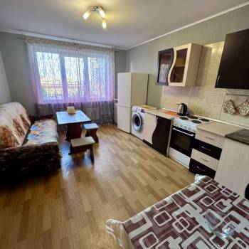 Сдается 2-х комнатная квартира, 65 м²
