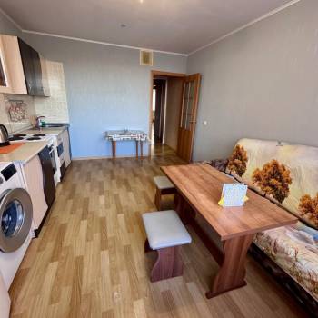 Сдается 2-х комнатная квартира, 65 м²