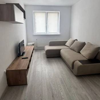 Сдается 1-комнатная квартира, 39 м²