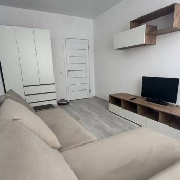 Сдается 1-комнатная квартира, 39 м²