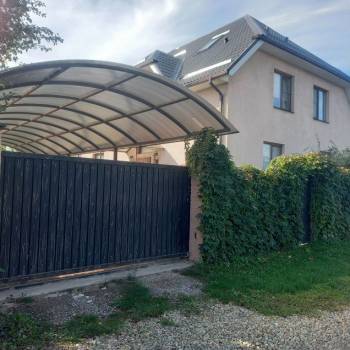 Продается Дом, 205 м²