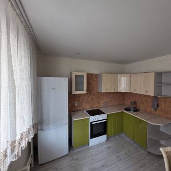 Сдается 1-комнатная квартира, 39 м²
