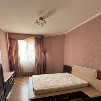 Продается 2-х комнатная квартира, 72,3 м²