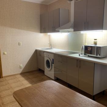 Сдается 1-комнатная квартира, 40 м²