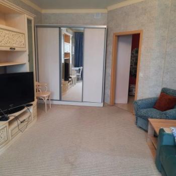 Сдается 1-комнатная квартира, 48 м²
