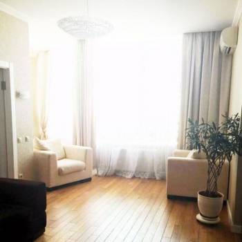 Продается 3-х комнатная квартира, 130 м²