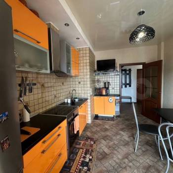 Продается 2-х комнатная квартира, 81,4 м²