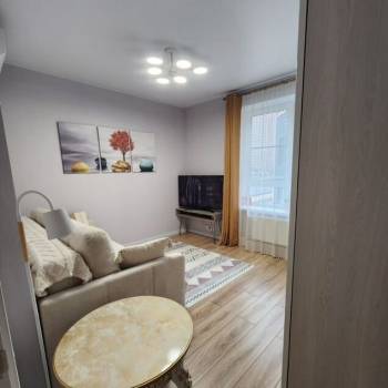 Продается 2-х комнатная квартира, 42 м²