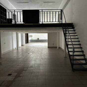 Сдается Нежилое помещение, 203,58 м²