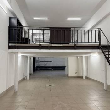 Сдается Нежилое помещение, 203,58 м²
