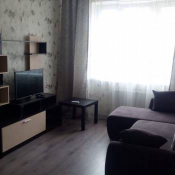 Продается 1-комнатная квартира, 37 м²