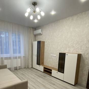 Сдается 1-комнатная квартира, 40 м²