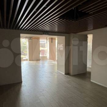 Сдается Нежилое помещение, 273 м²