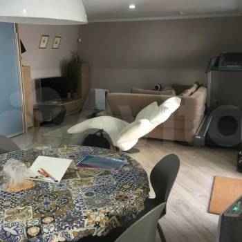 Сдается Нежилое помещение, 240 м²