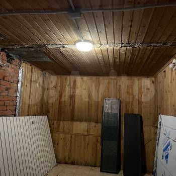 Сдается Нежилое помещение, 240 м²