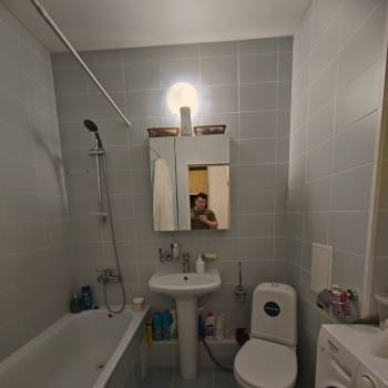 Продается 1-комнатная квартира, 40,4 м²