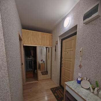 Продается 1-комнатная квартира, 40,4 м²