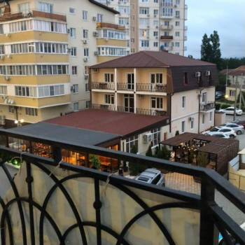 Продается 1-комнатная квартира, 50 м²