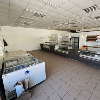 Сдается Нежилое помещение, 140 м²