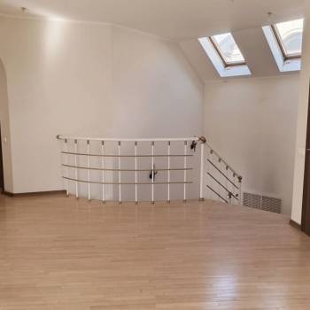 Продается Дом, 242 м²