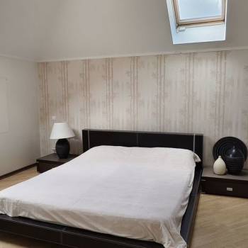 Продается Дом, 242 м²