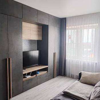 Продается 1-комнатная квартира, 36 м²